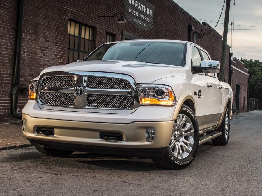  Dodge Ram 1500 Laramie Longhorn Crew Cab 2013 года  (фото 2 из 24)
